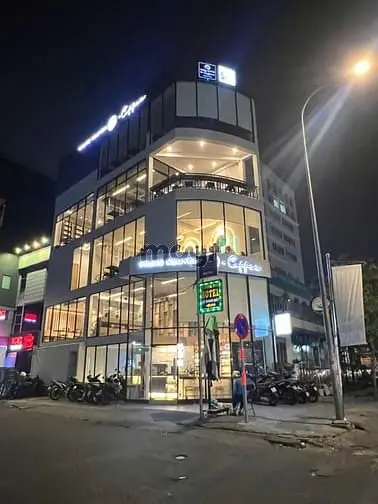 Giảm 11 Tỷ, Bán Gấp Nhà Góc 2Mt Sư Vạn Hạnh, Q10 Thuê 178 Triệu/Tháng