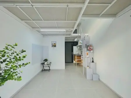 Phòng Trọ Ban Công Giá Rẻ Mới Xây Ngay Khu Công Nghệ Cao