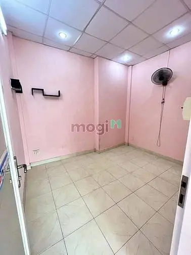 Cho Thuê Nhà 3 Phòng 11Tr Đường Hoàng Văn Thụ, P.4, Q.tân Bình