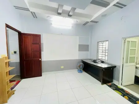 Cho Thuê Phòng Gần E-Mart Phan Huy Ích - Có Cửa Sổ Trời