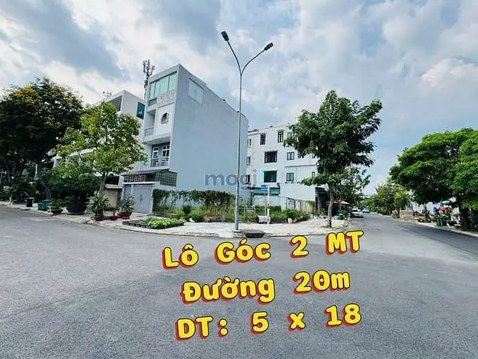 Đất Lô Góc Đường 20 M, Khu Sadeco Tân Phong Quận 7. 5*18 Còn 15,8 T.ỷ.