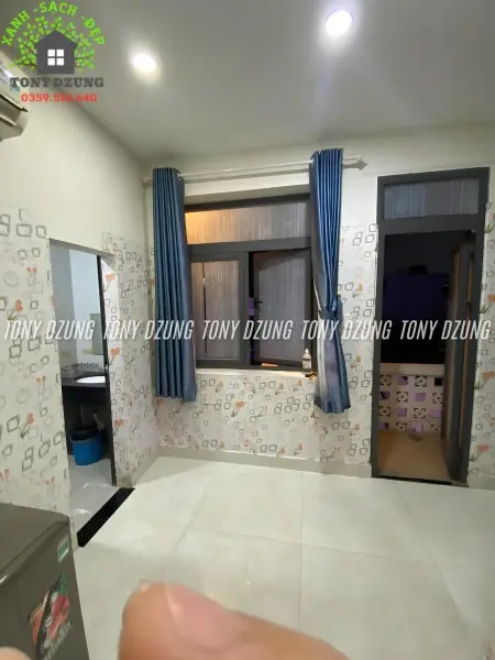 Phòng Ban Công, Cửa Sổ, Máy Lạnh Đối Diện Emart Phan Văn Trị (Gò Vấp)