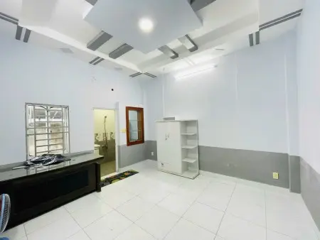 Cho Thuê Phòng Gần E-Mart Phan Huy Ích - Có Cửa Sổ Trời