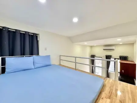 Phòng Gác Lửng, Có Ban Công Siêu Thoáng Mát, Ngay Văn Lang, Uth, Ueh,...