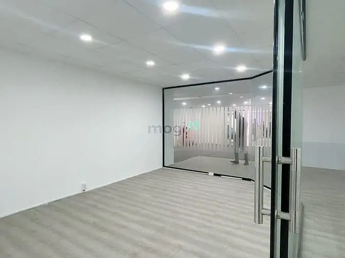 Cho Thuê Văn Phòng Sàn 145M2 Mặt Tiền Đường Đinh Bộ Lĩnh