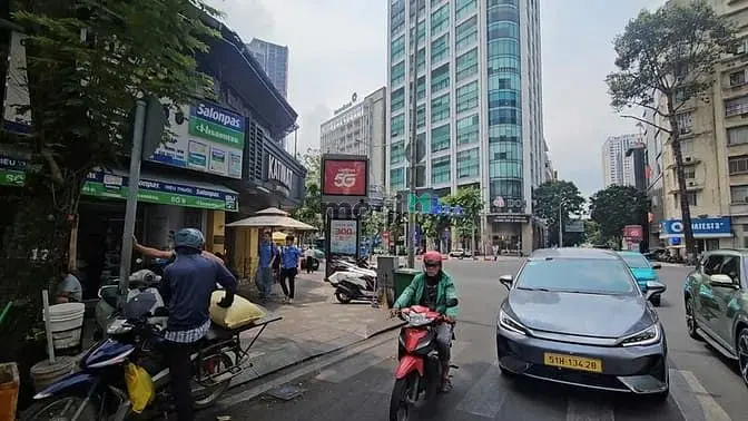 Cho Thuê Lầu 1 Hàm Nghi – Góc Pasteur, Gần Bitexco, Tttm Saigon Centre