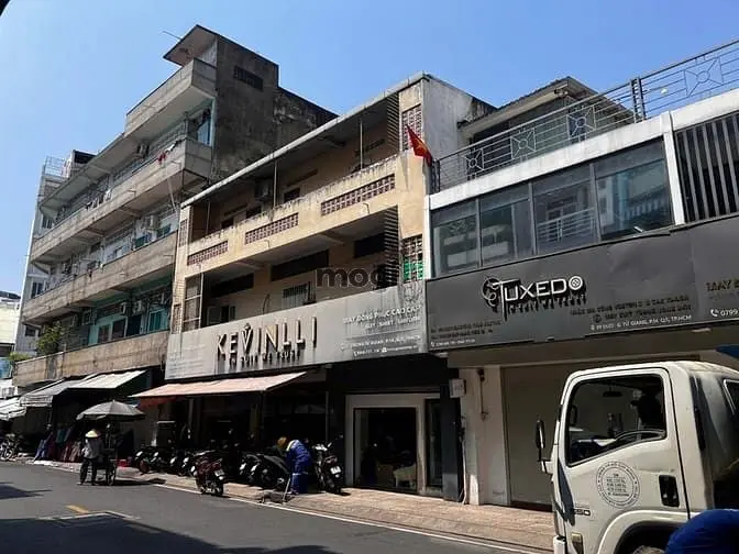 Cho Thuê Nhà 37 Dương Tử Giang - Khu Chợ Lớn, Mặt Tiền 12M, 3 Tầng