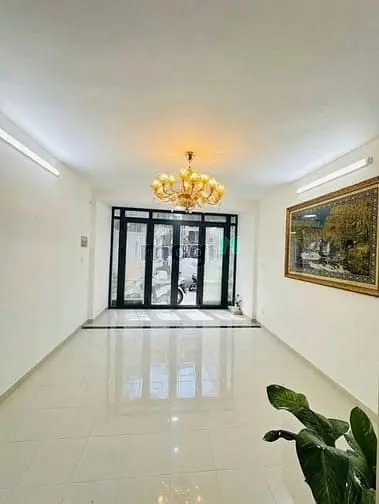 💥💥 Nhà Đẹp Cmt8 Quận 10- Ngang 4M- Hẻm Oto- Giá Bán Chỉ 1 Tỷ 705 Tr