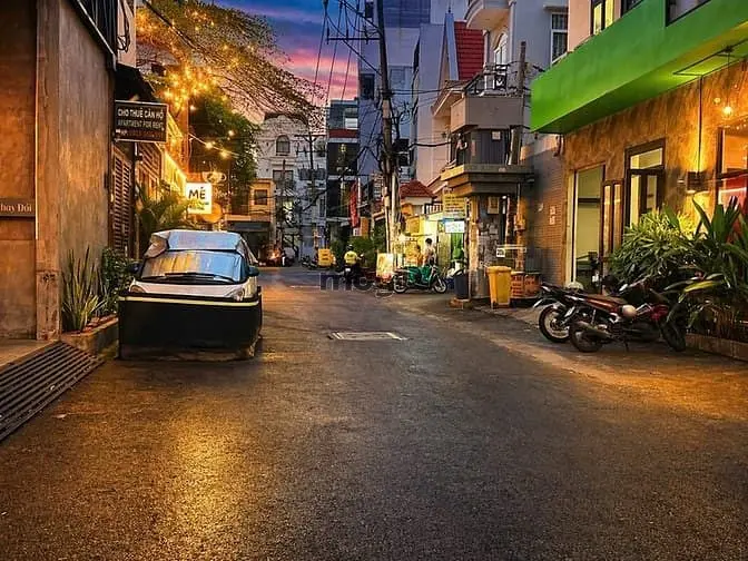 Bán Khách Sạn Ngay Emart Phan Văn Trị 5 Lầu 13P Dts 255M2 Khai Thác