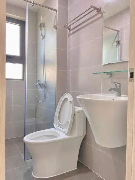 Chung Cư Phú Thạnh, Nguyễn Sơn, Tp: 97M2, 3P Ngủ, 2Wc, Ban Công, 9Tr/Th