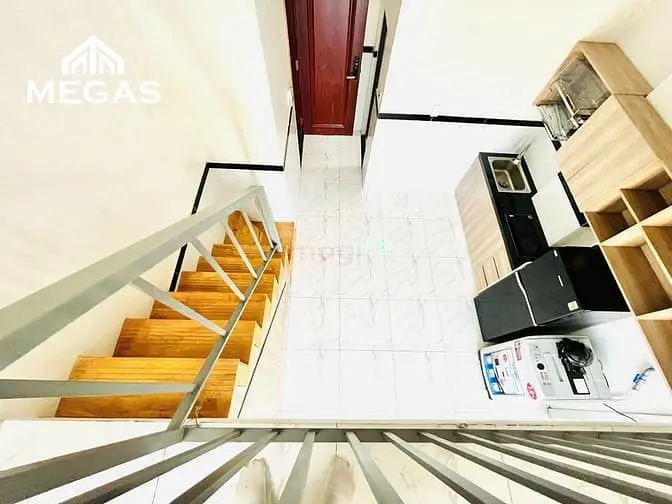 Căn Hộ Gác 2M - Ban Công Full Nội Thất 100% -Ngay Chợ Chó Trung Mỹ Tây