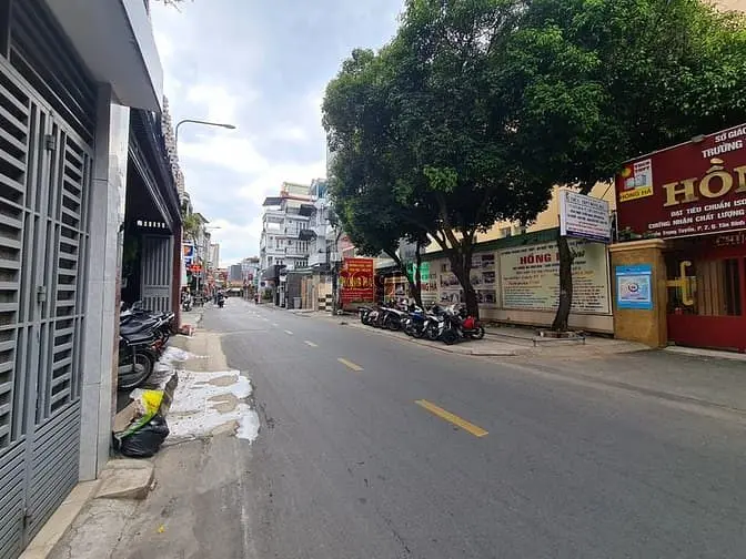 Cho Thuê Trường Học 342Bis Nguyễn Trọng Tuyển - Dtsd~ 2300M2