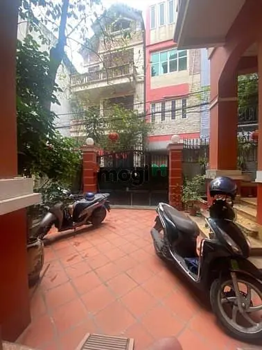 Lạc Long Quân – Tây Hồ - Ô Tô – 121 M2 – 3 Tầng – Mt 9.3 M – Giá 36.2