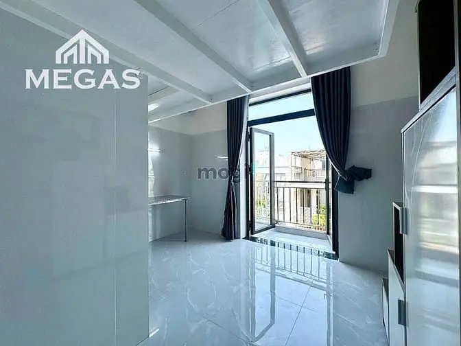 Căn Hộ Cao Cấp Đầy Đủ Tiện Nghi - Ban Công - Ngay Trường Chinh - Q.12