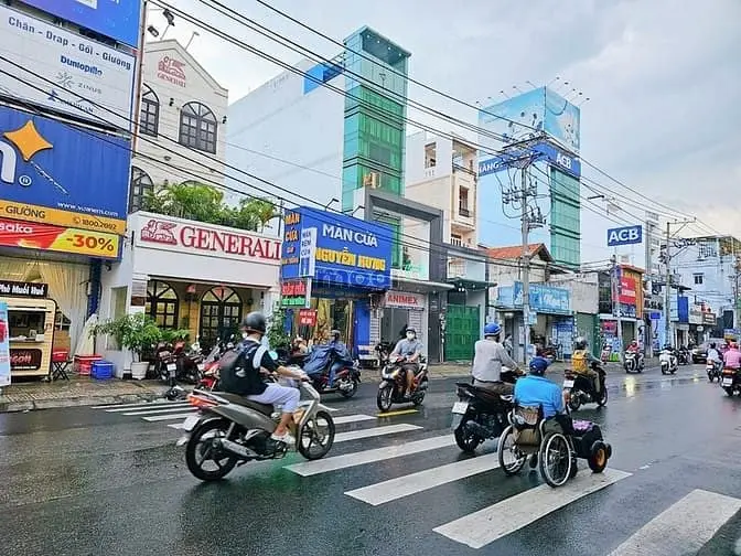 Bán Nhà 1051-1053 Cách Mạng Tháng Tám, Ngang 12M, Dtcn: 276.75M2