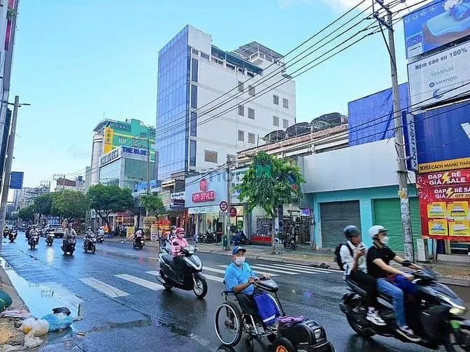 Bán Nhà 1051-1053 Cách Mạng Tháng Tám, Ngang 12M, Dtcn: 276.75M2