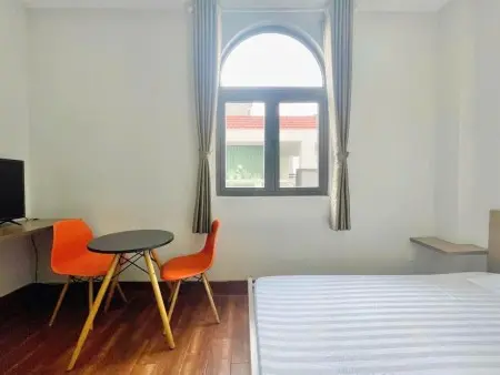 Cho Thuê Căn Hộ Full Nội Thất, Cửa Sổ Trời - Ngay Trung Tâm Đường Nguyễn Gia Trí, Bình Thạnh