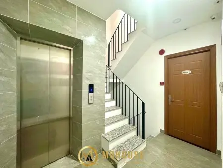 Cho Thuê Phòng Ngay Chợ Bến Thành, Bitexco, Saigon Centre, Takashimaya