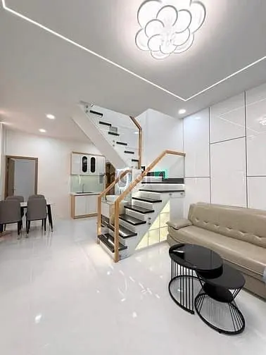 Bán Nhà Bùi Văn Ba Quận 7, 48M2, Dài 9.7M, Giá 2 Tỷ 720