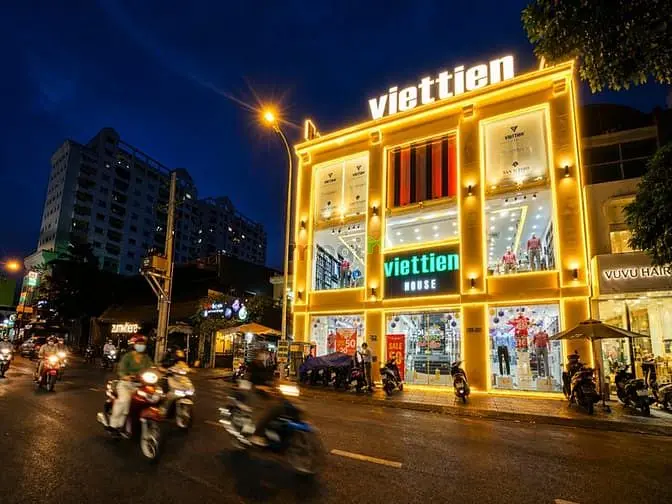 Cho Thuê Góc 2Mt Nguyễn Trãi Mt 13M - Đối Diện Dự Án Lancaster Legacy