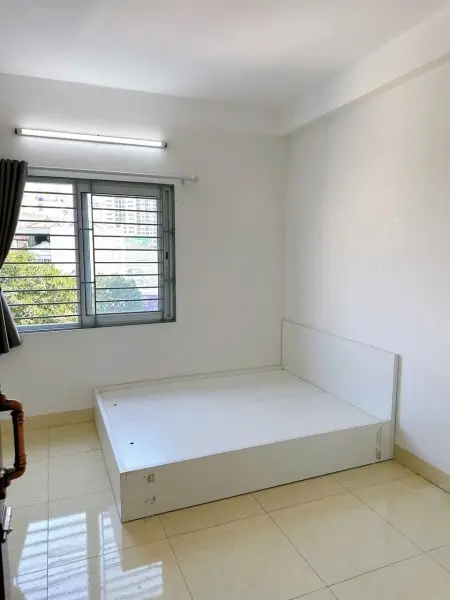 Căn Hộ Mới Xây Có Ban Công _ Thang Máy , Phan Chu Trinh _ Đối Diện Chợ Bà Chiểu