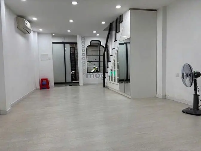 Nhà Đẹp 5 Tầng - Cộng Hòa - Gần Ga T3 - K300 - Hoàng Hoa Thám - 8.8T