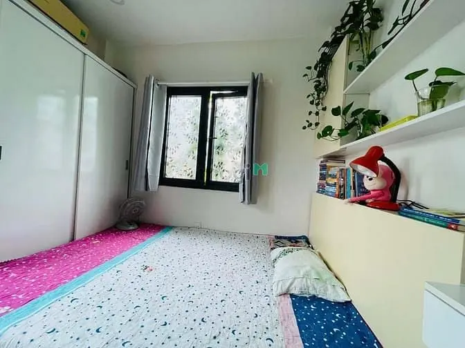 Cực Hiếm Nhà Lê Hồng Phong,Q10-Giá:1 Tỷ565-3Pn 4Wc-Dt:43M²-Ntcb-Shr