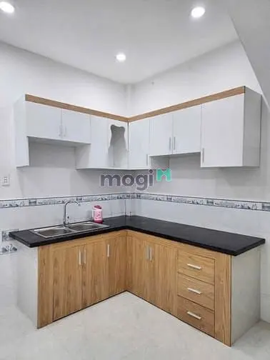 Nhà : Lê Văn Việt P.tăng Nhơn Phú B Q.thủ Đức