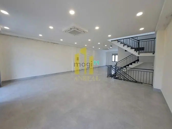 Cho Thuê Nhà Sàn Trống - Mới Đẹp - Có Máy Lạnh Giá 70 Triệu