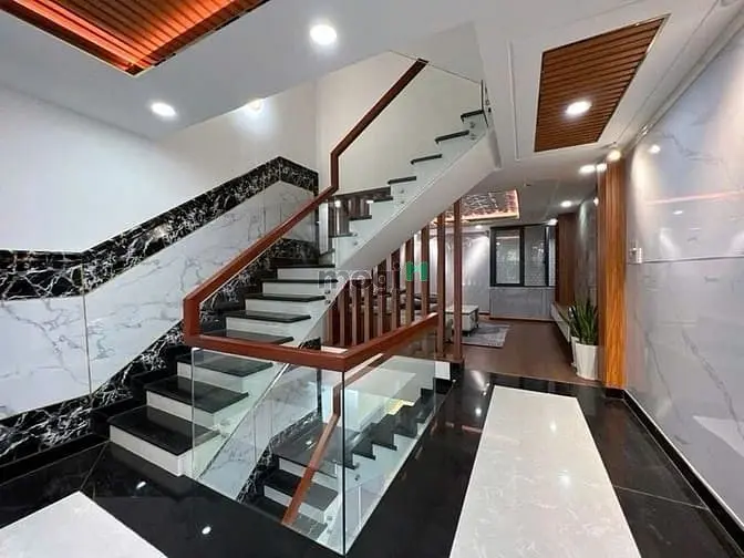 Nhà Đẹp 5 Tầng - Trường Chinh - Gần Cộng Hòa - Hoàng Hoa Thám - Etown