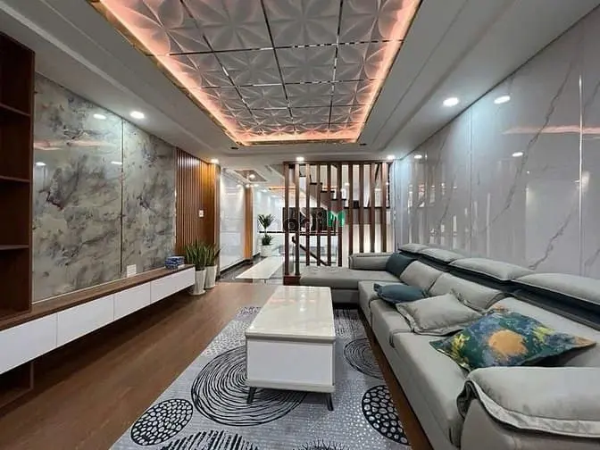 Nhà Đẹp 5 Tầng - Trường Chinh - Gần Cộng Hòa - Hoàng Hoa Thám - Etown