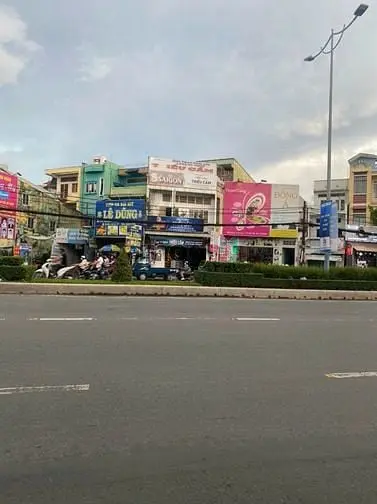 Nhà 2 Lầu Mặt Tiền 3 Tháng 2 Đối Diện Sở Gd&Dt Cần Thơ - 28 Tỷ