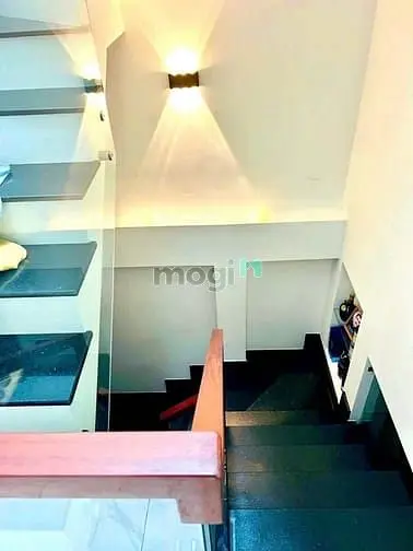 Bán Nhà Phan Huy Ích 30M2 - 3 Tầng - Ngang 3.5M Dài 9M Chỉ 5 Tỷ Nhỉnh