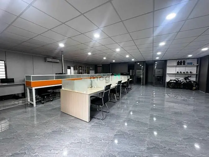 Cho Thuê Kho Và Văn Phòng Cực Đẹp 400M2, Đặng Thùy Trâm, Bình Thạnh