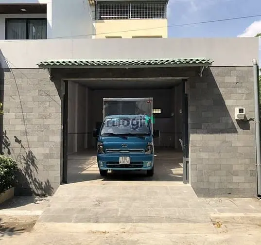 Cho Thuê Nhà Mặt Tiền Đường Đặng Thùy Trâm, Đường Rộng 30M, Tiện Kd