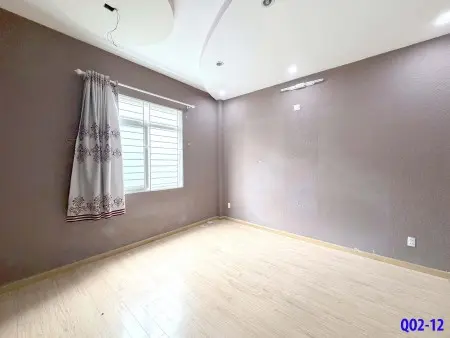 Có Cửa Sổ, Có Máy Lạnh Ngay Emart Phan Huy Ích