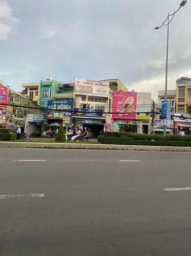 Nhà 2 Lầu Mặt Tiền 3 Tháng 2 Đối Diện Sở Gd&Dt Cần Thơ - 28 Tỷ