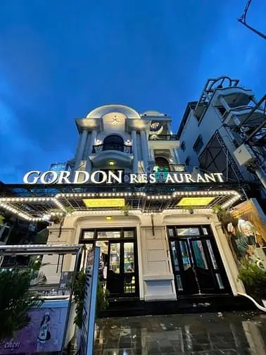 Bán Tòa Nhà Góc 2 Mặt Tiền Đắt Giá Võ Văn Kiệt – Trần Đình Xu