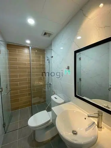 Nhà Đẹp Giá Rẻ Hẻm 4M Tô Hiến Thành, P12 Q10 27M2 3Pn 4Wc