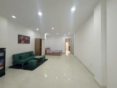 Ccho Thuê Phòng Ban Công - Rộng 50M2