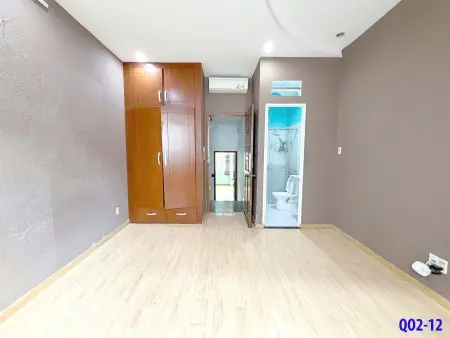 Có Cửa Sổ, Có Máy Lạnh Ngay Emart Phan Huy Ích