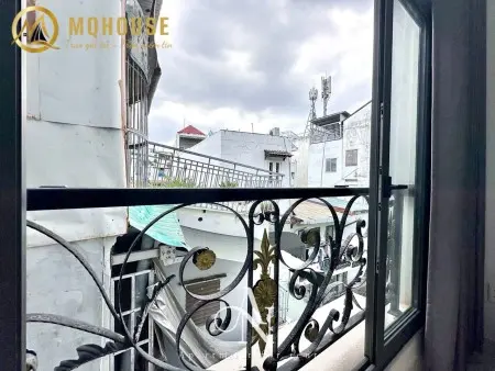 Cho Thuê Phòng Ban Công Đầy Đủ Nội Thất Phú Nhuận Gần Ngã Tư Phú Nhuận