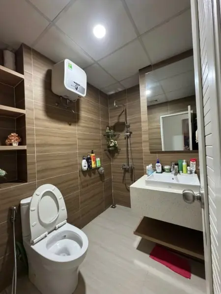 Giá 10Tr5/Th, Chung Cư Hoa Sen, Lạc Long Quân, Q11: 73M2, 2Pn, 2Wc.