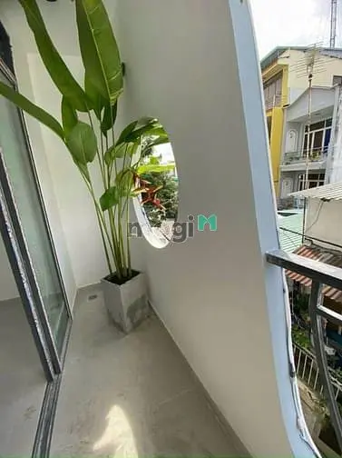 Chốt Nhanh Nhà Vĩnh Hội Q.4 3,5M X 9M 2Pn 2Wc Có Sổ Riêng Vào Ở Ngay