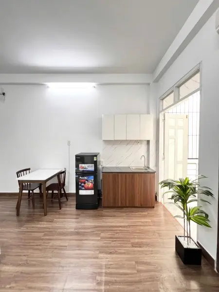 Cho Thuê Phòng Bình Thạnh Ban Công, Máy Giặt Riêng, Gần Chợ Bà Chiểu