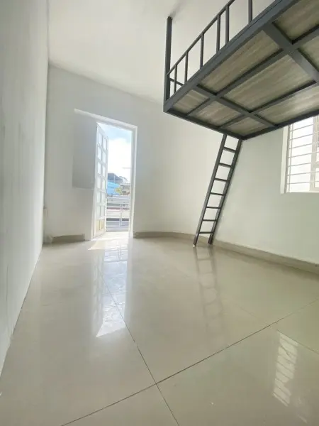 Phòng Ban Công , Có Gác Đại Học Văn Hiến Giá Rẻ