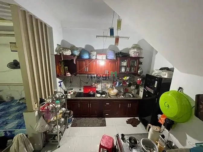 Gấp Bán Nhà Chủ Ngộp Bank Cứng Nhắc Giảm 700Tr 🧨🧨🧨 3 Tầng Đúc- 4,5❌