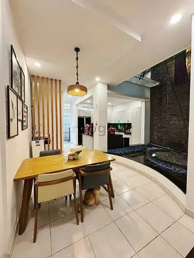 Hxh Nguyễn Văn Trỗi – Phú Nhuận – 176.3M² (6×27) – 4 Tầng – Hẻm Vip Ô