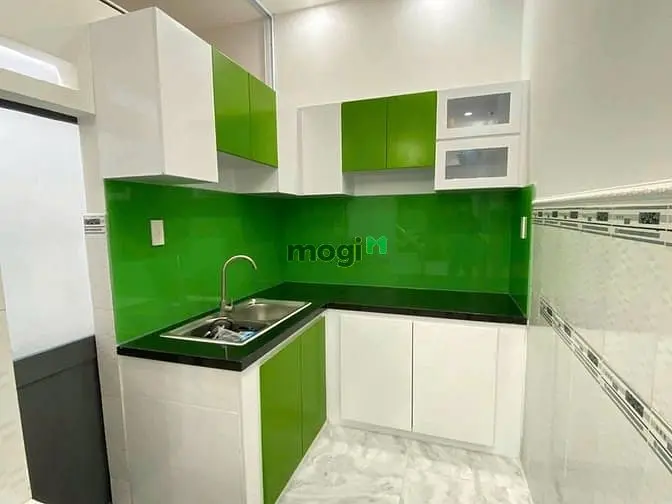 Đang Cần Tiền Gấp Nên Bán Căn Nhà Ngay Hẻm 2 Đường Số 2 Phường 15 Q11