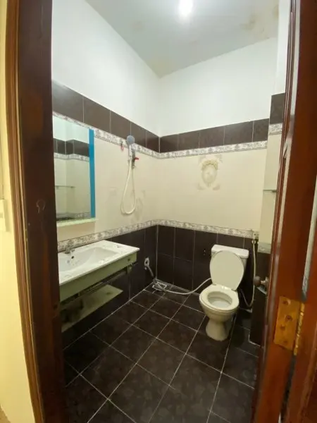 Cho Thuê Phòng Ban Công Full Nt, Nguyễn Thượng Hiền, Gần Phan Đăng Lưu, Bình Thạnh